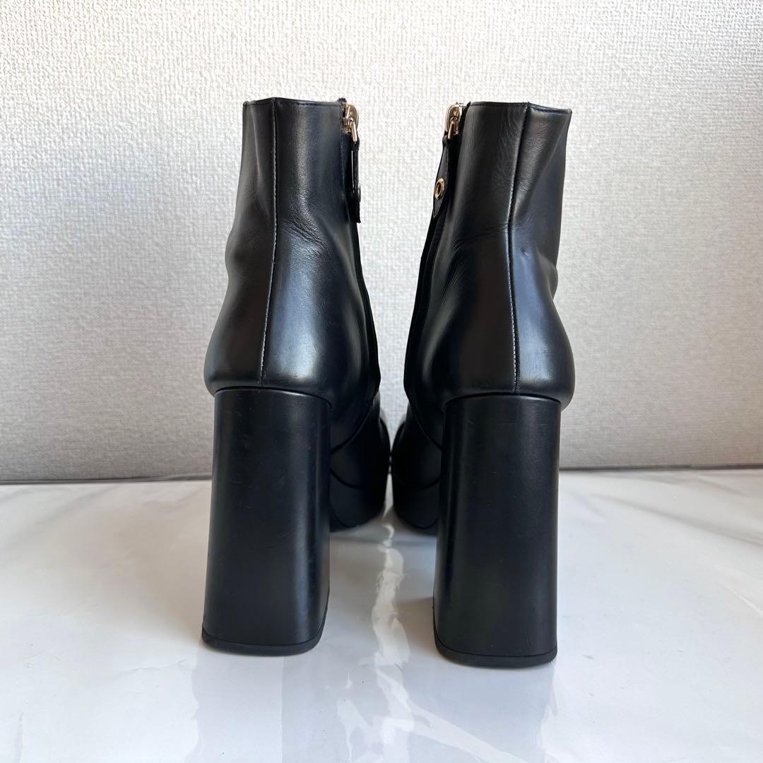 ルイヴィトン　シェイクライン　LV 厚底　アンクルショートブーツ　ブーティ