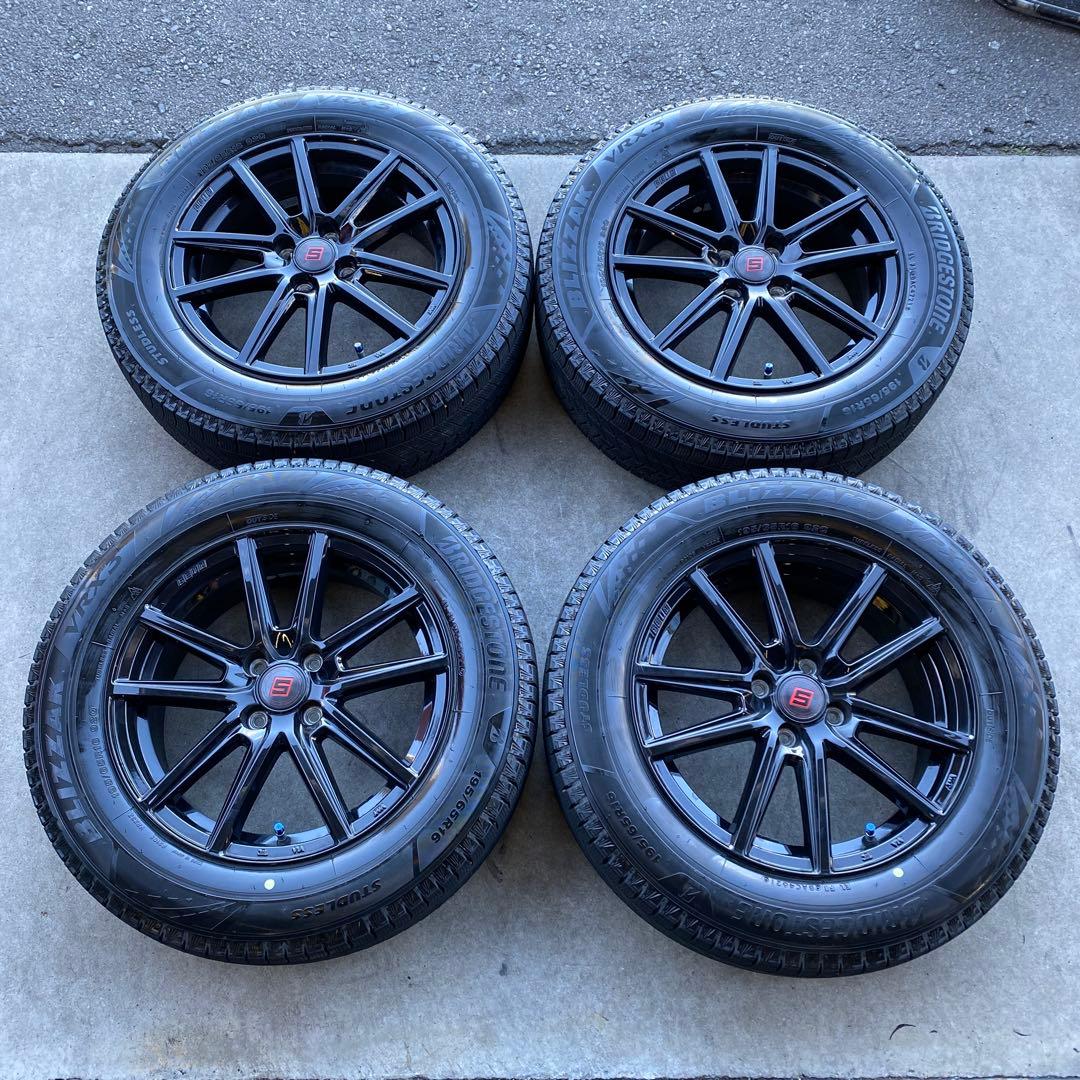 中古溝ありブリヂストンスタッドレスセット195/65R16 ライズ、ロッキー