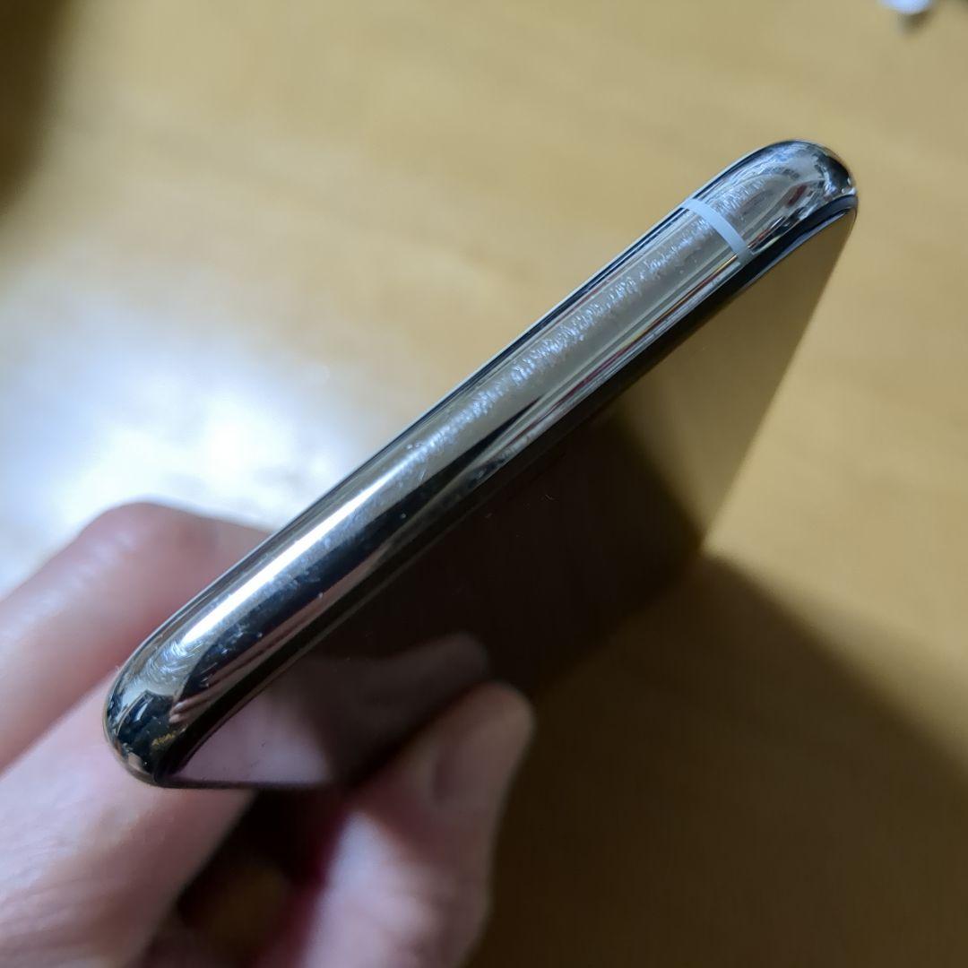 Apple iPhone 11 Pro 256GB シルバー 本体 ドット欠け有