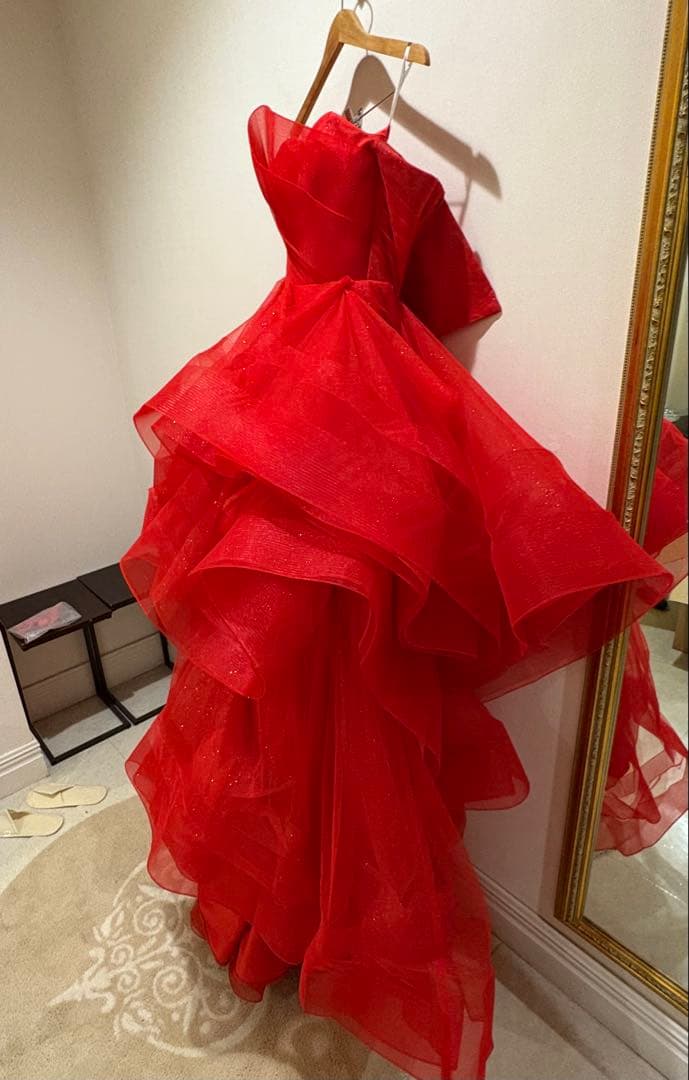 【引っ越しで2月末廃棄予定】verawang キャサリン風ドレス　カラードレス赤