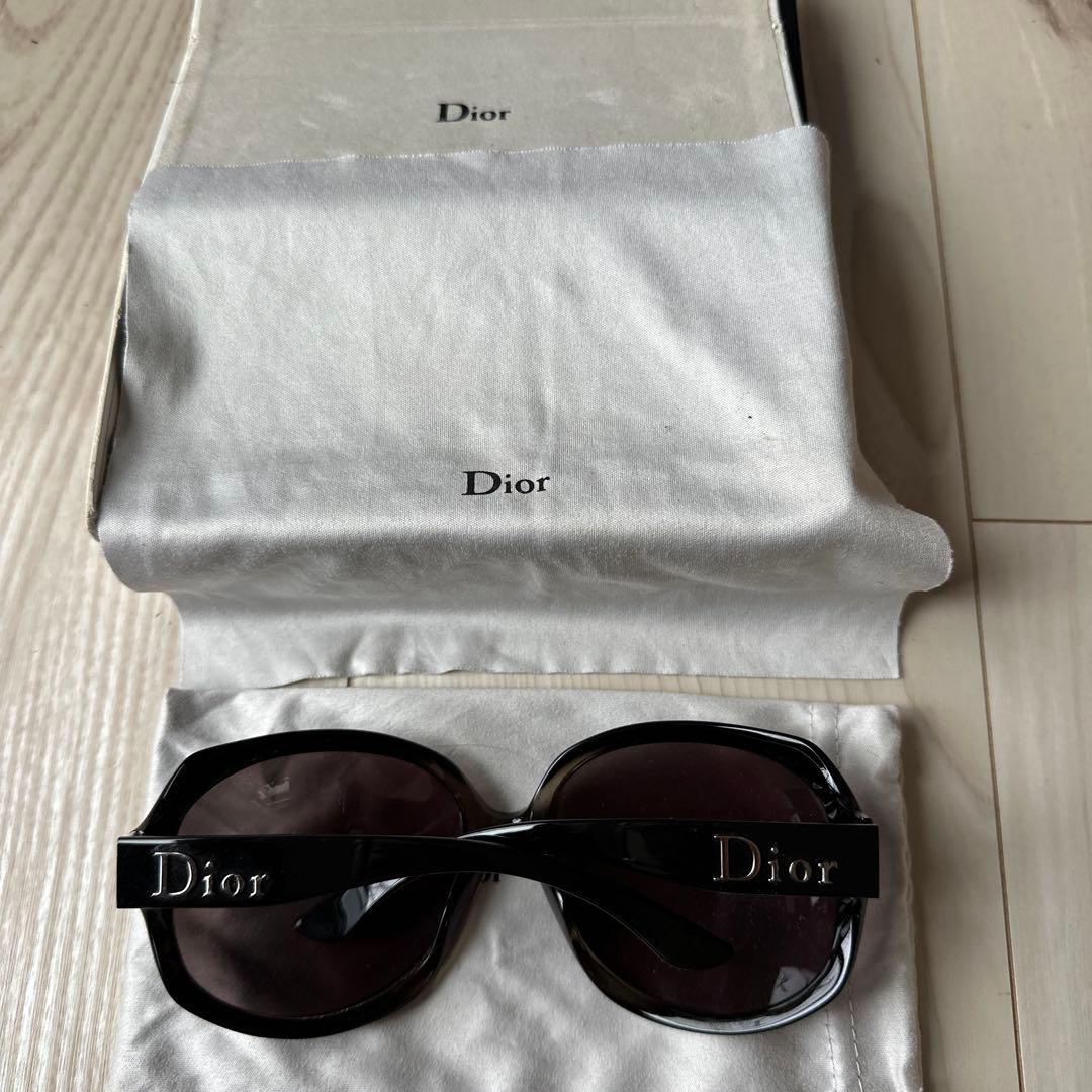 Dior ブラック サングラス ケース付き