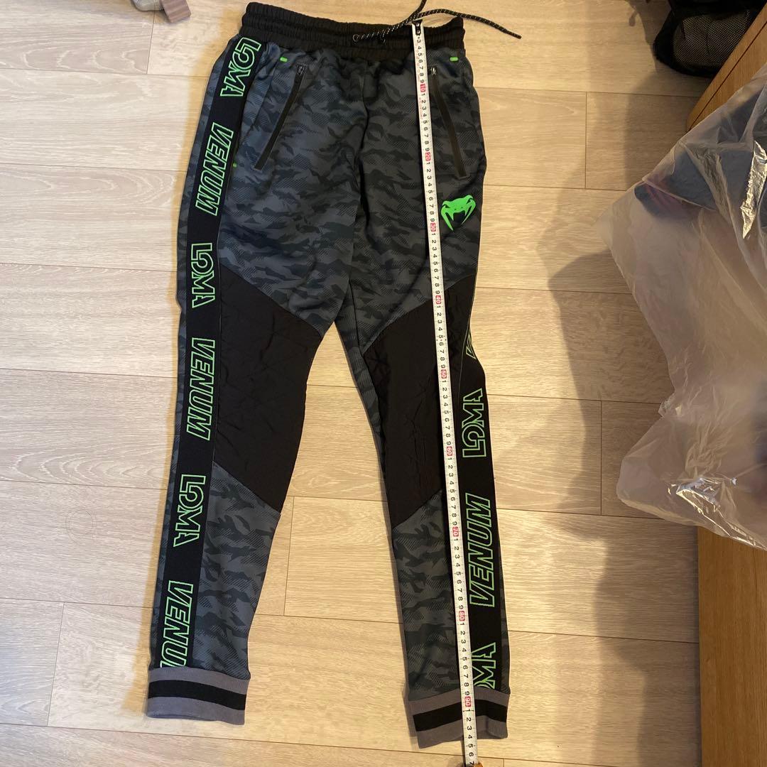 希少品venum ロマチェンコ　セットアップ　パーカーMサイズ　上下セット