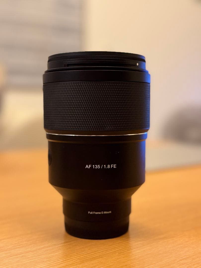 サムヤン　135mm F1.8 Eマウント　PLフィルター付き