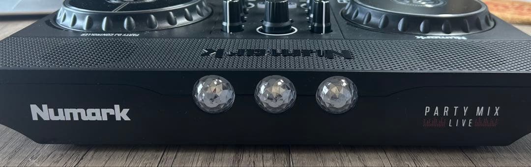 【購入者決定済】Numark Party Mix DJコントローラー