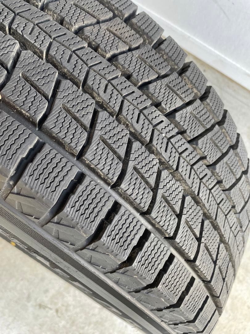 スタッドレスタイヤ4本　17インチ