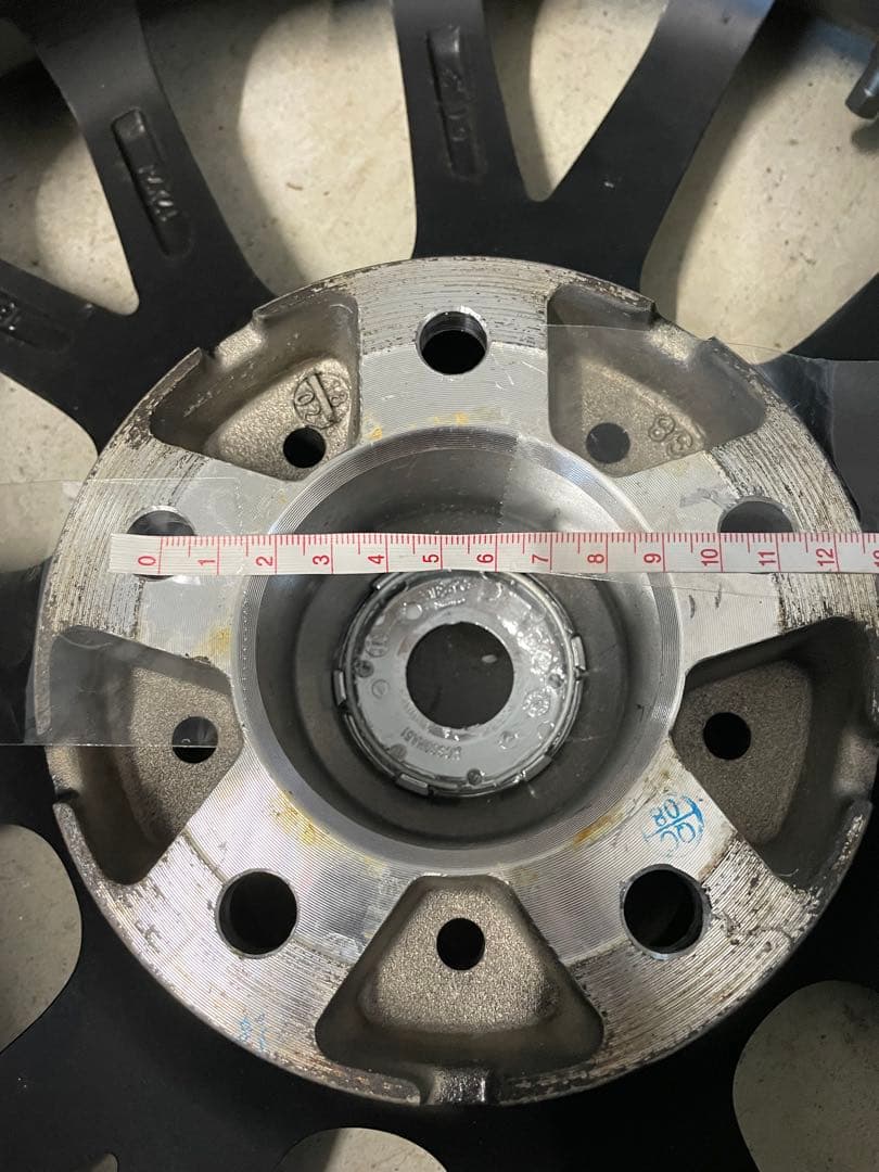 スタッドレスタイヤ4本　17インチ