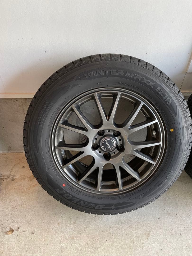 スタッドレスタイヤ4本　17インチ