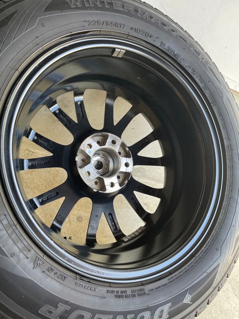 スタッドレスタイヤ4本　17インチ