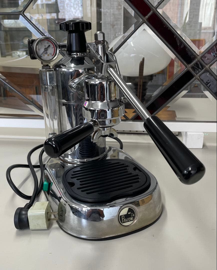 ラ・パボーニのエスプレッソコーヒーマシン プロフェッショナル