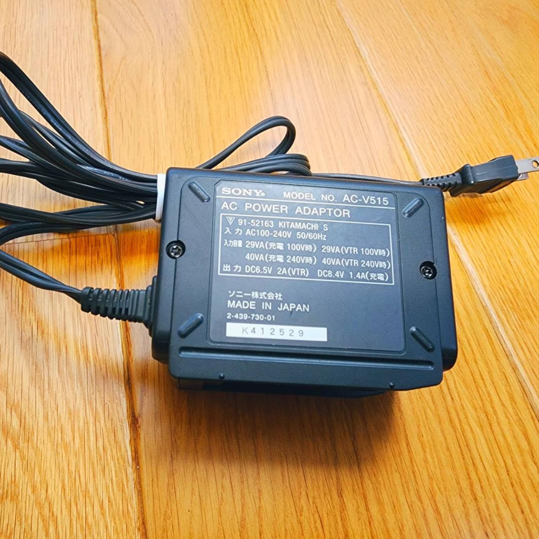 【動作確認済】高画質 Hi8 SONY ビデオカメラ CCD-TR3 セット