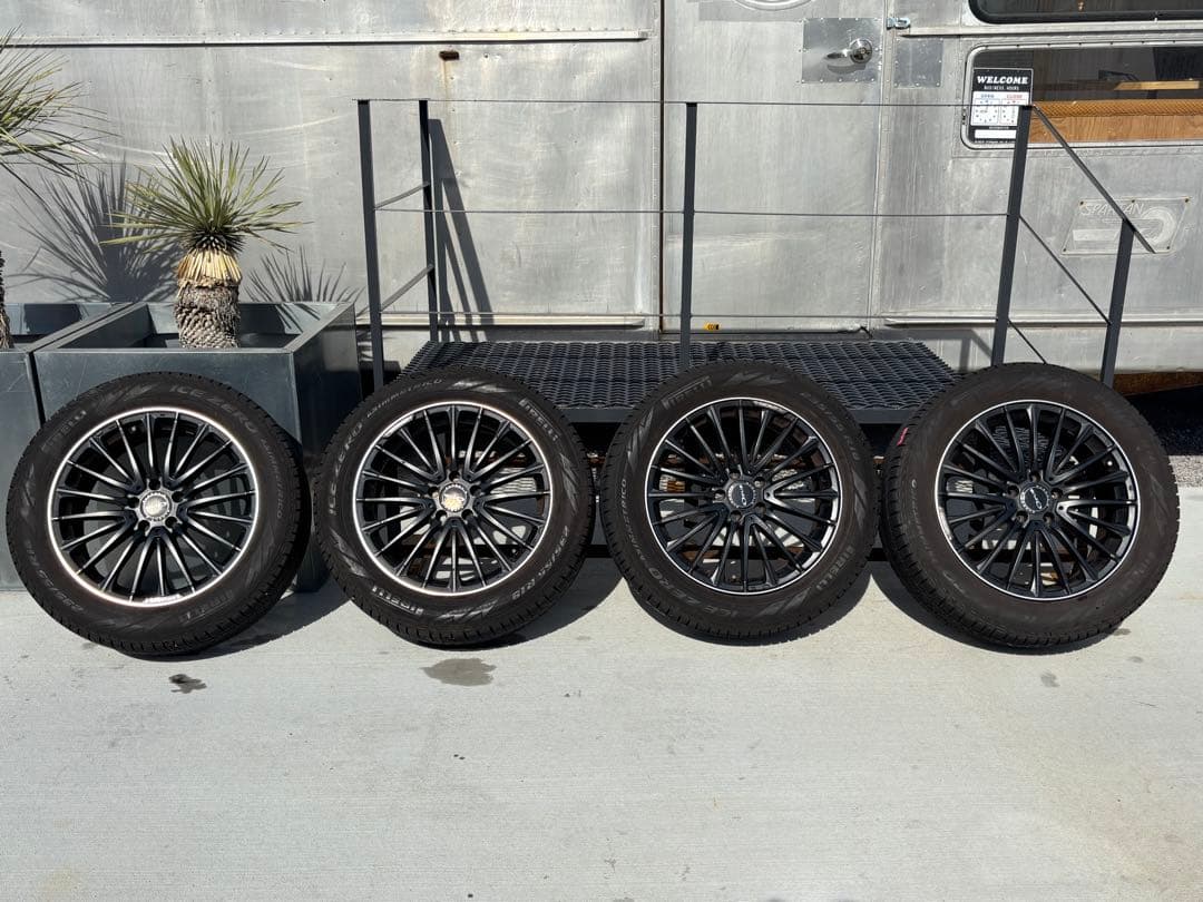 Benz GLB装着　Pirelli 18インチ タイヤ・ホイール4本セット