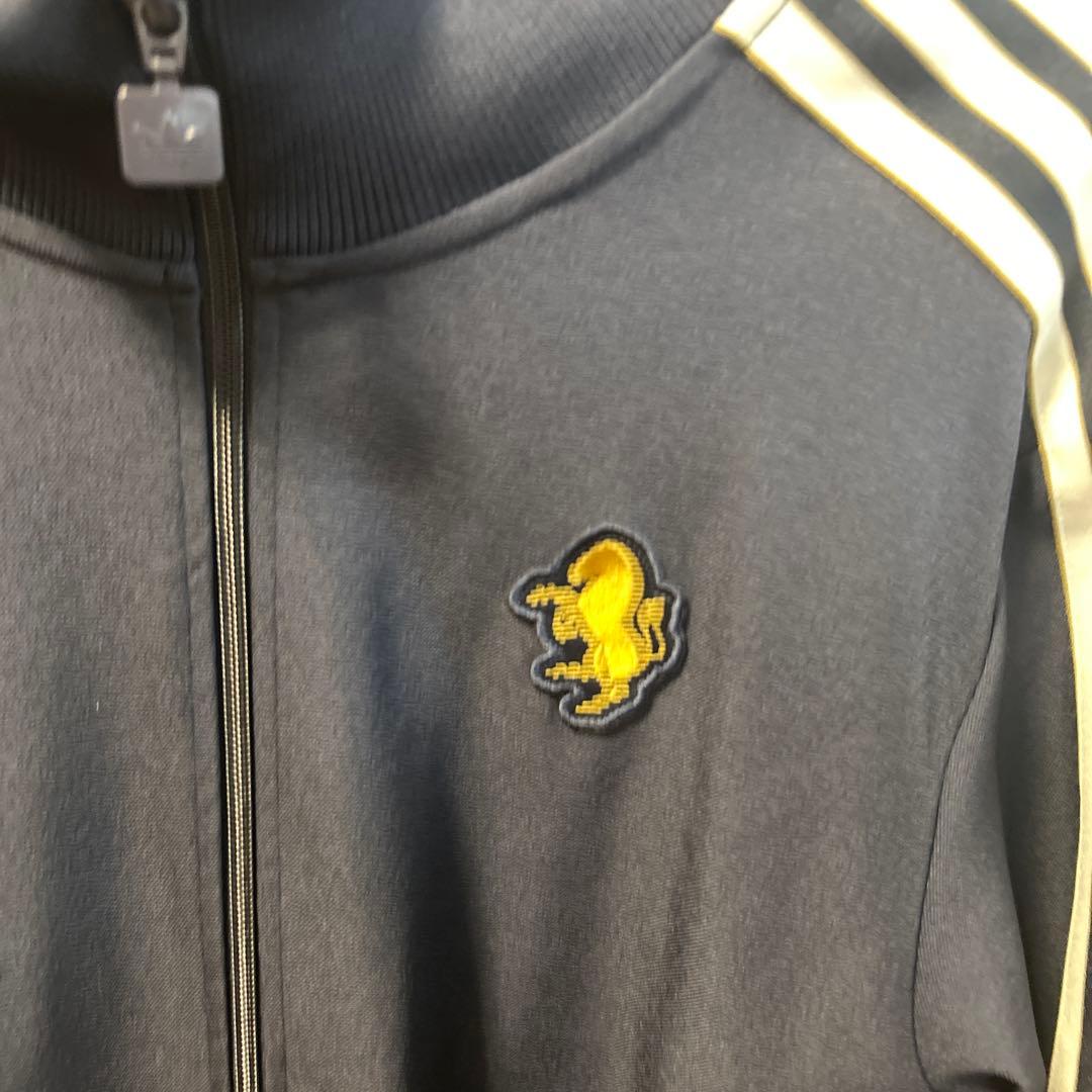 adidas トラックジャケット Mサイズ