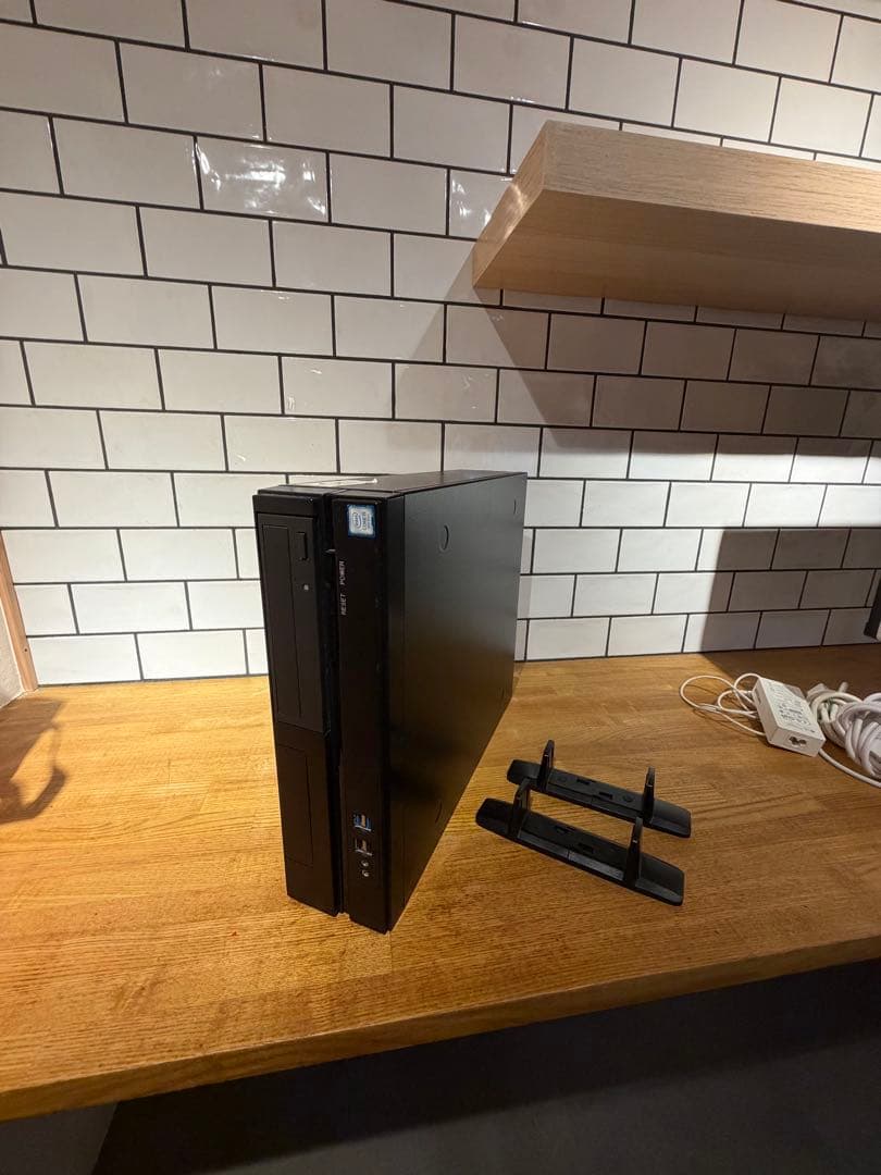美品！！初期化済！Intel Core i5 スリムデスクトップPC