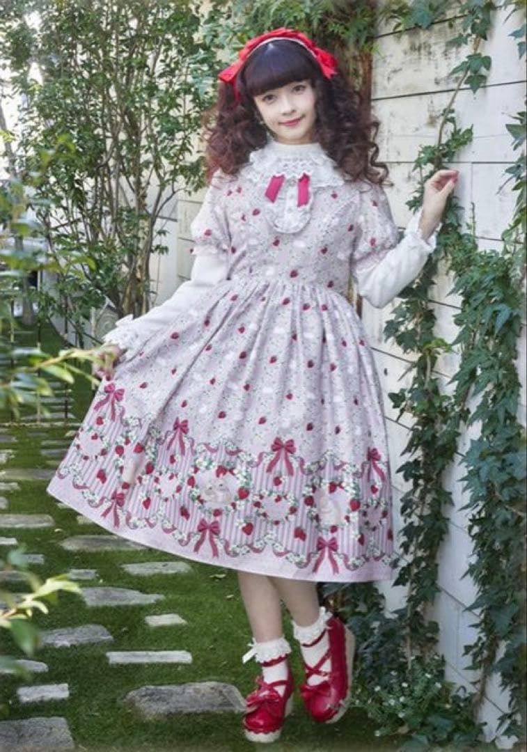 み*ね様 最終値下げ　アクシーズファムカワイイ　ベリーフィールズワンピース　ピン