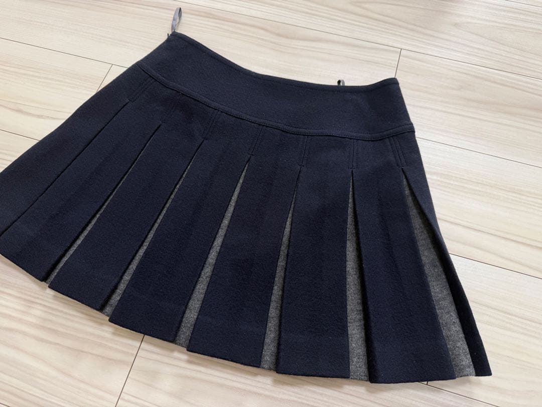 バーバリーブルーレーベル プリーツスカート 36 ネイビー 三陽商会