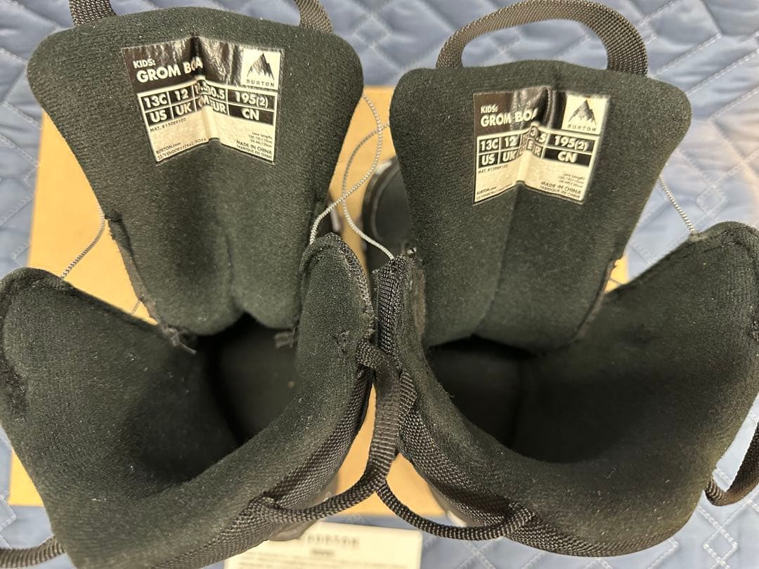 キッズ Burton グロム BOA 19.5cmバートン スノーボードブーツ