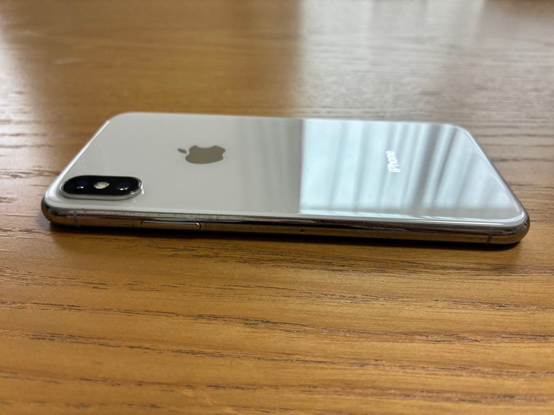 iPhone X ホワイト