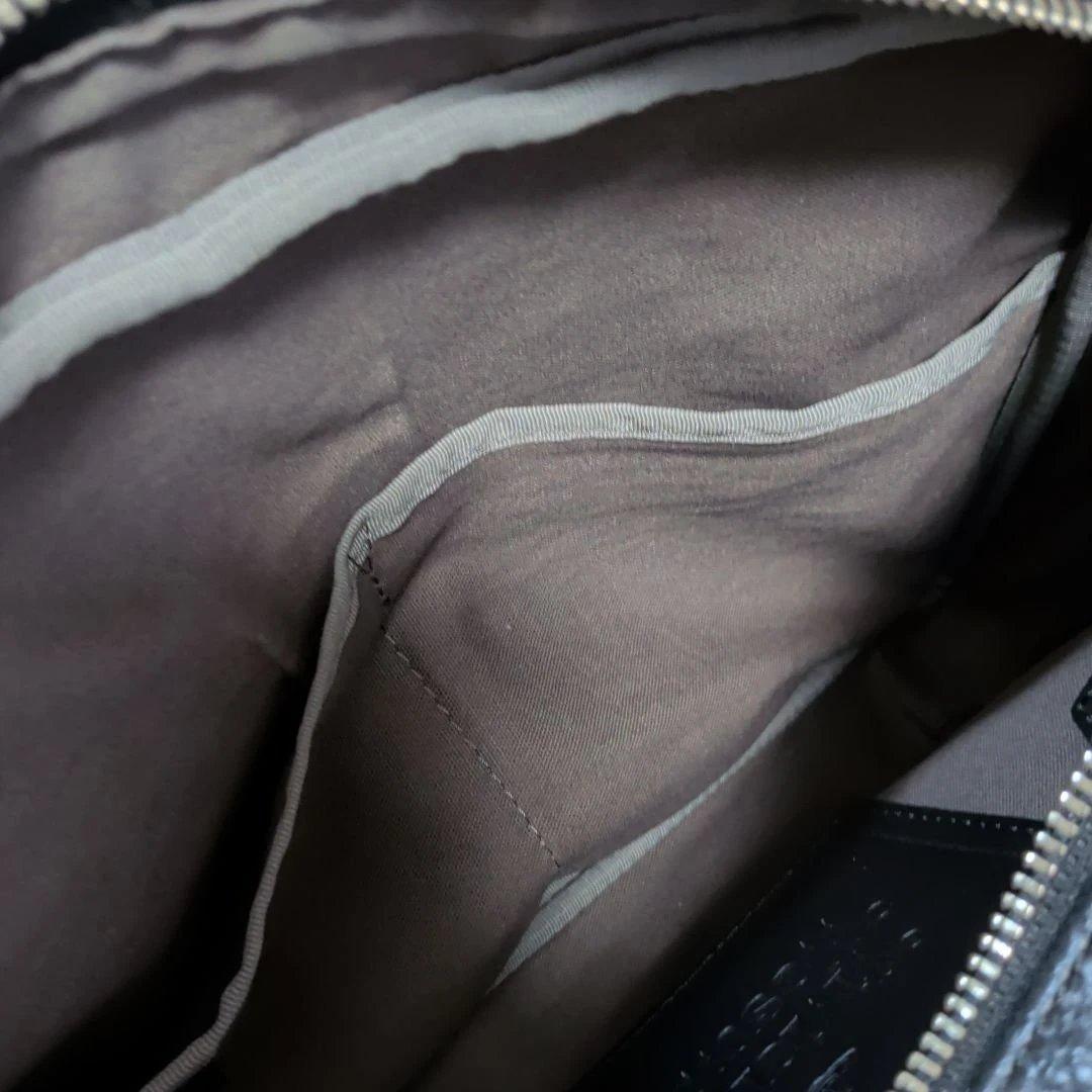 vivienne westwood ショルダーバッグ ハミルトン レザー