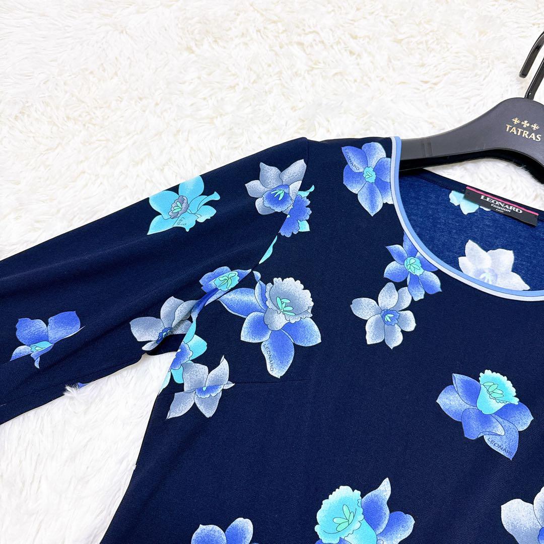 レオナール　カットソー　大きいサイズLL 高級✨カンカン　花柄　トリム　ネイビー