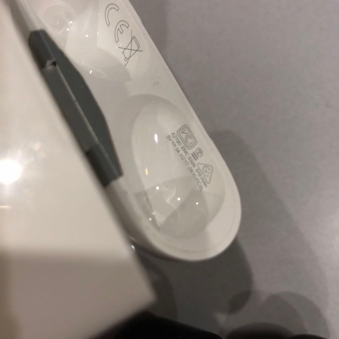 Apple AirPods Pro 本体 ホワイト