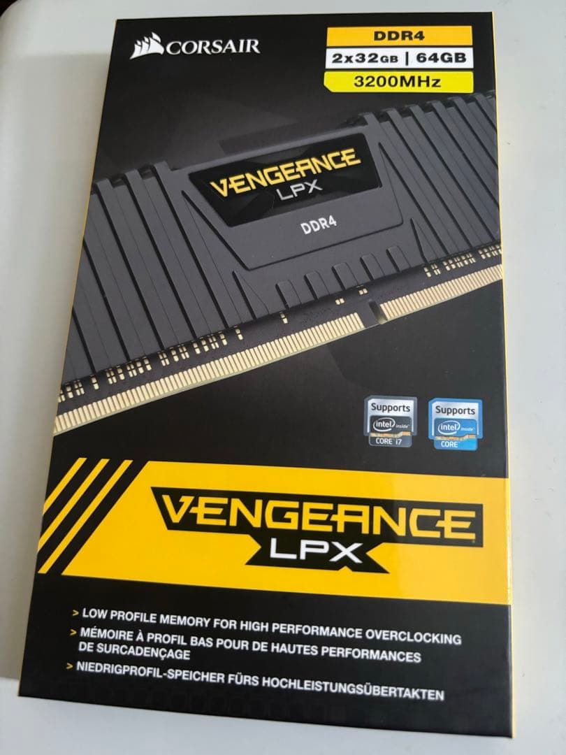 メモリー Corsair Vengeance LPX DDR4 64GB 3200MHz