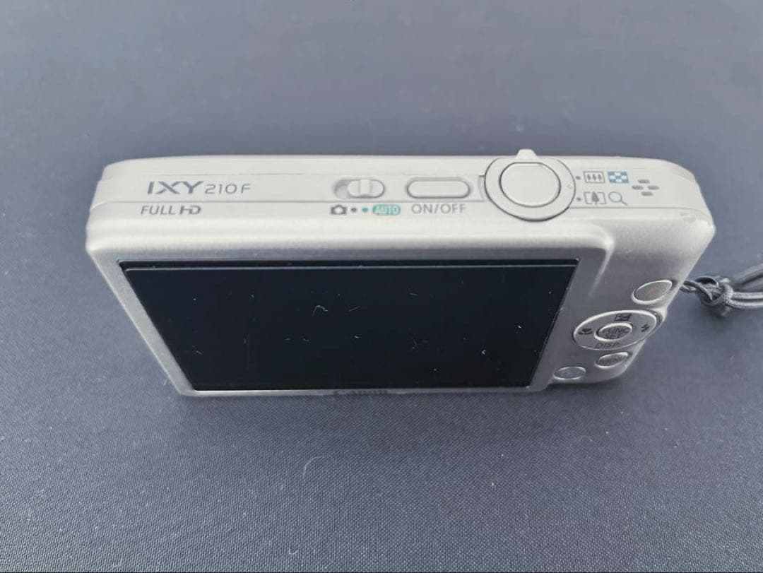 デジカメCanon IXY 210F すぐに使用可能