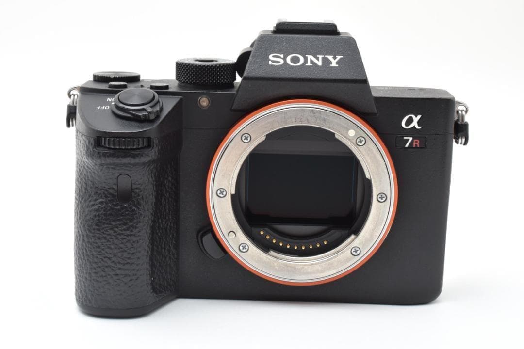 美品 SONY ソニー α7RIII ボディ ILCE-7RM3 　M786