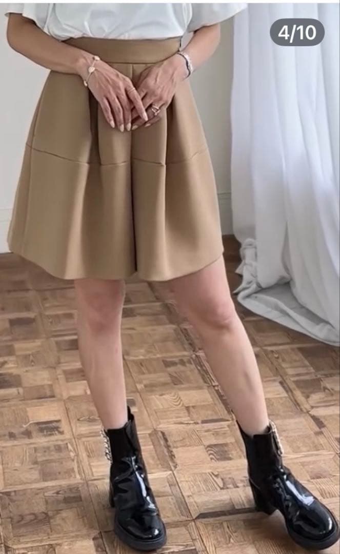 お値下げtrefle +1 タックショートパンツ　新品未使用タグ付き