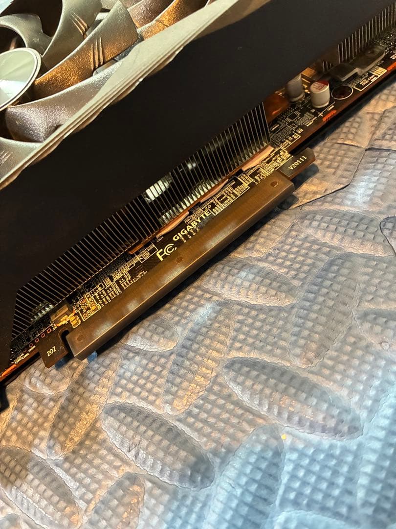 グラフィックボード・グラボ・ビデオカード GIGABYTE AORUS Radeon RX 6800 16GB