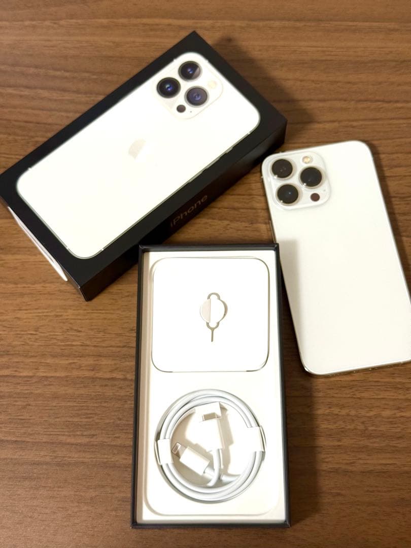 Apple iPhone 13 Pro 256GB シルバー 本体