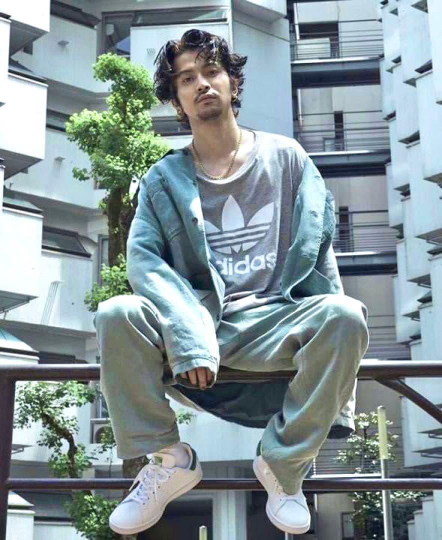 【KingGnu 常田大希着】 AURALEE WASHI SLACKS