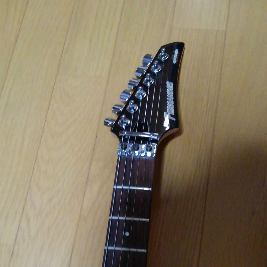 エレキ―ギタ―