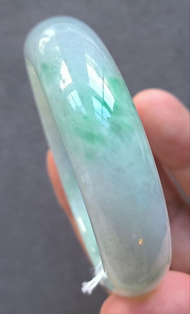 あかおかずき【鑑別書付】ミャンマー産アイス翡翠バングル（57ミリ）7300