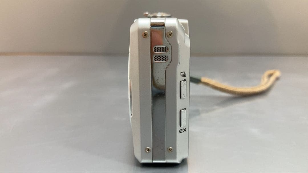 CASIO カシオ　EXILIM デジタルカメラ　EX-Z850