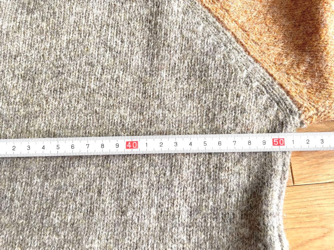 Corgi 100%ウール ラグランスリーブ ポケット付きニットセーター