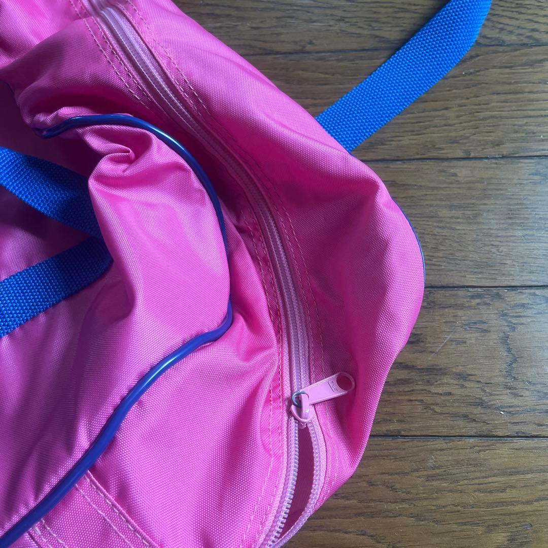 WORLD PEGASUS ピンク ダッフルバッグ