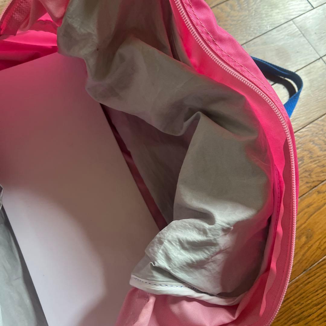 WORLD PEGASUS ピンク ダッフルバッグ