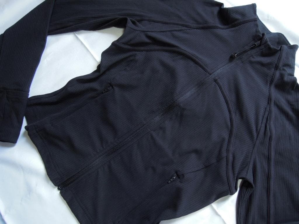 未使用 17800円 ルルレモン クロップ Define ジャケット リブ 6