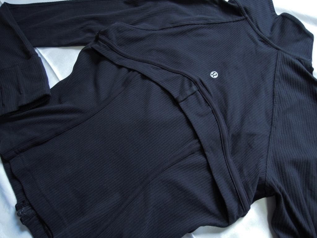 未使用 17800円 ルルレモン クロップ Define ジャケット リブ 6