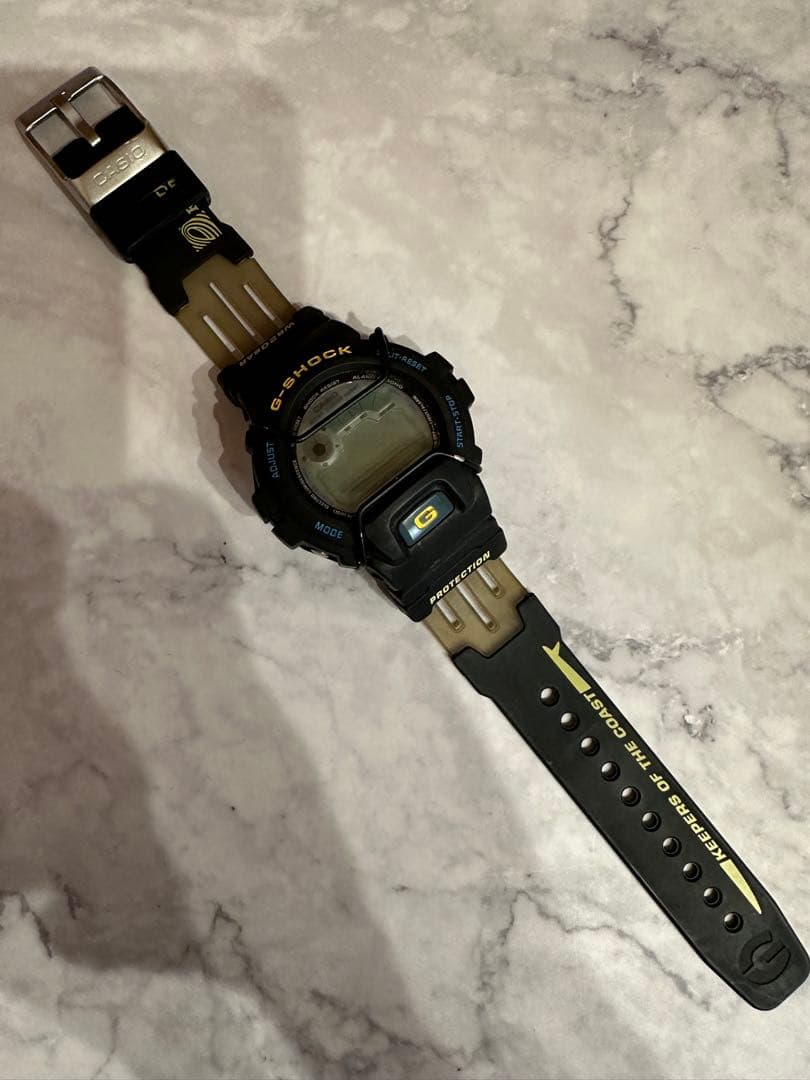 二代目サーフライダーファウンデーション限定DW-6900S-1T G-SHOCK