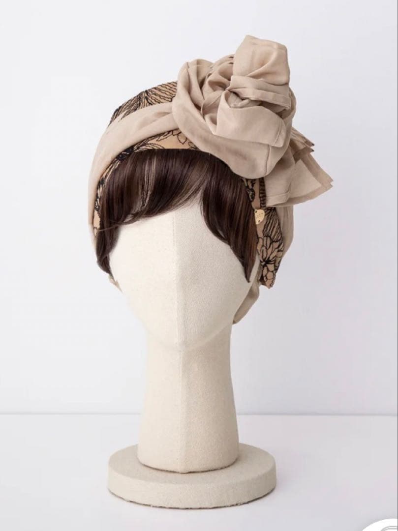 今だけお値下げ中⭐︎BAREN花柄刺繍スカーフハット　ベージュ/黒　Mサイズ完売品