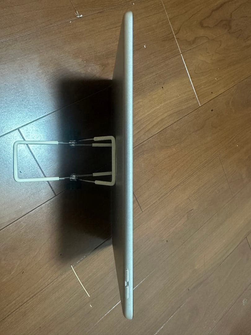Apple iPad (第9世代) 64GB シルバージャンク