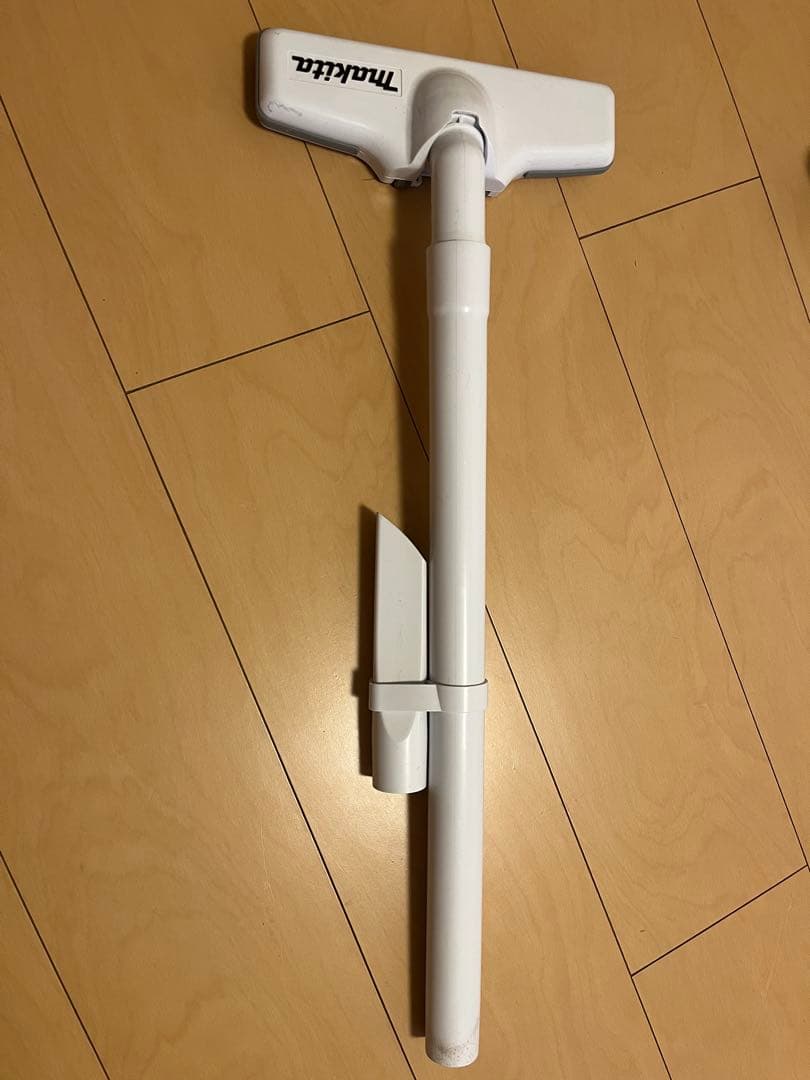 Makita 充電式クリーナー　CL107FD