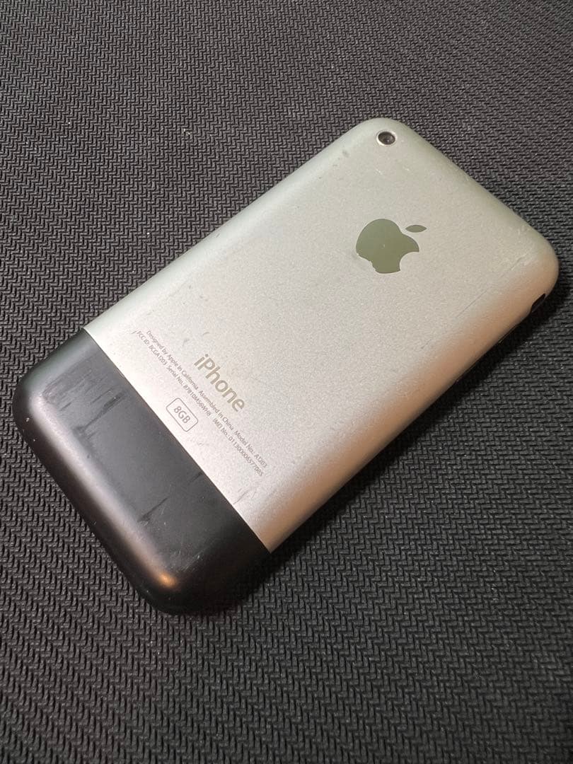 初代iPhone 2G シルバー 8GB