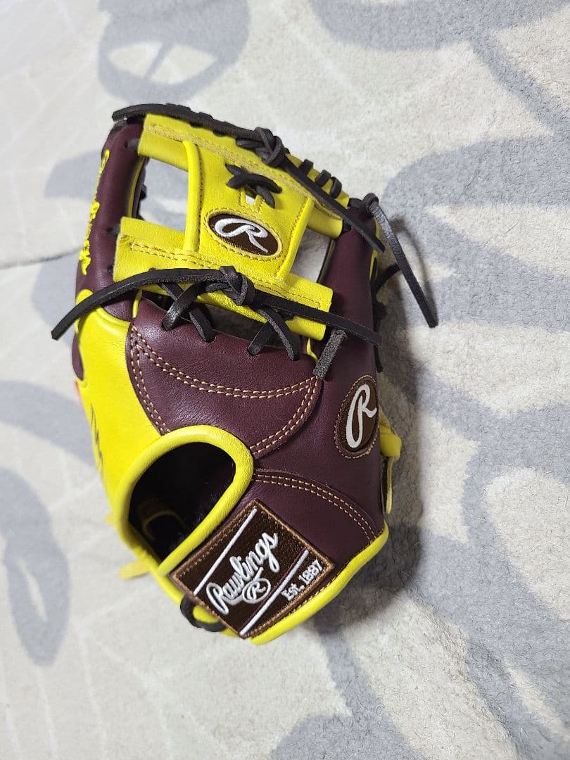 翔*y様 ローリングス　グローブ 大人軟式 内野手用　GR4HMN52W 右投げ