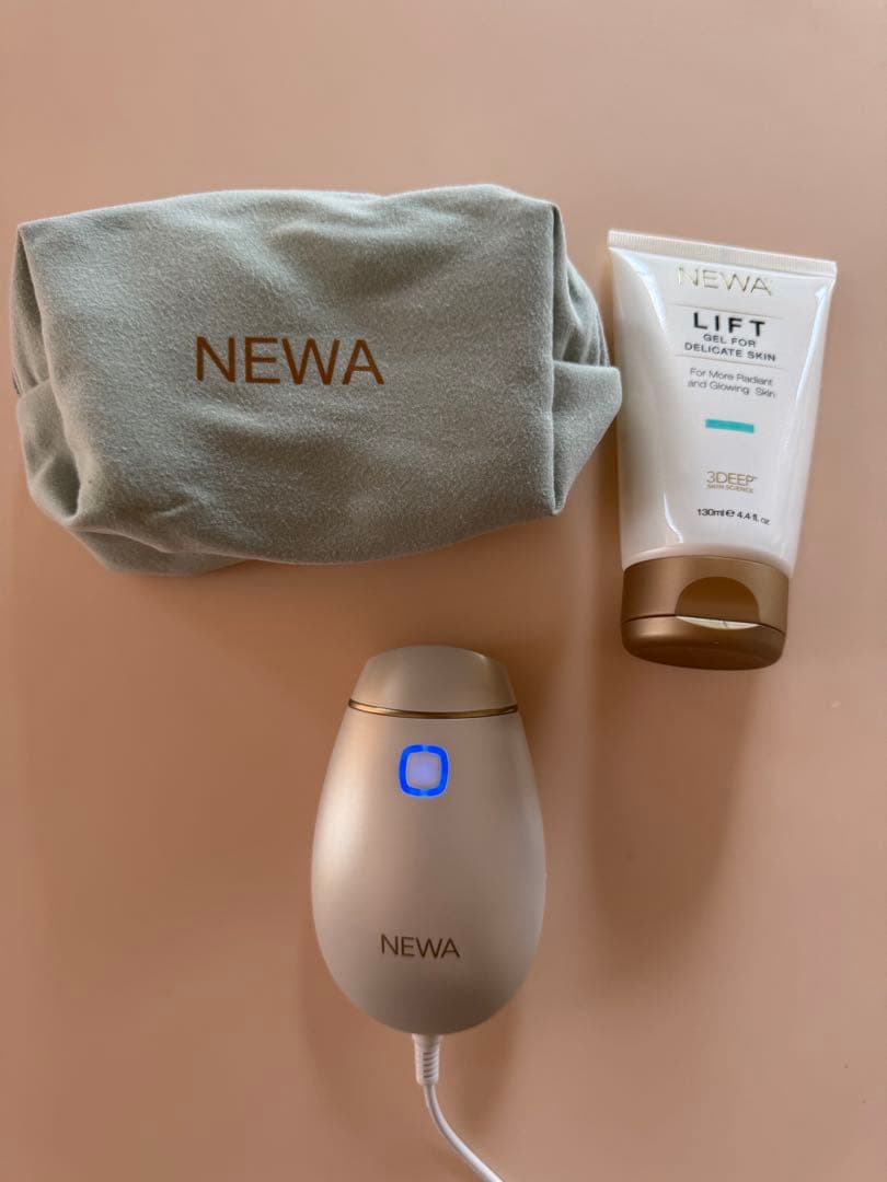 NEWA リフト美顔器 ポーチ付き