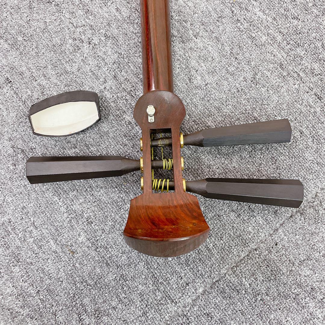 津軽三味線 金細 太棹 紅木 2本溝 K9 綾杉彫り胴 和楽器