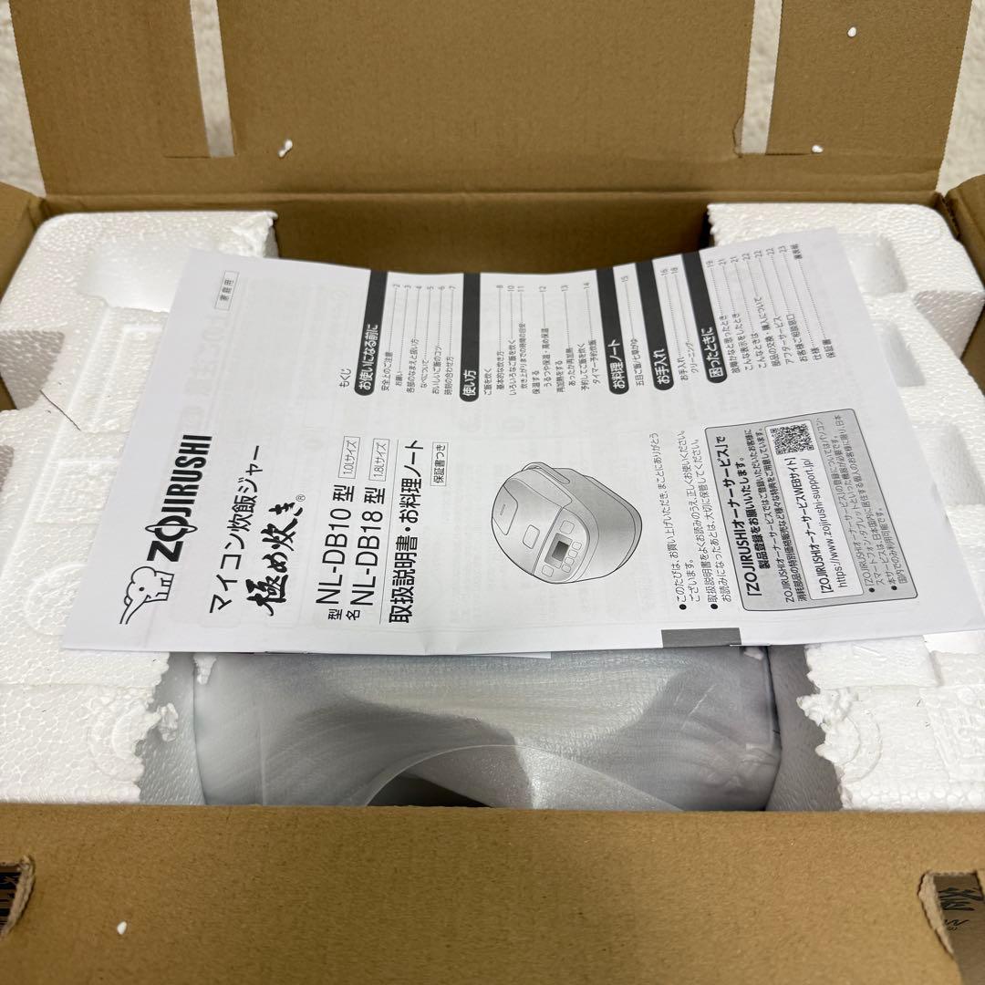 新品未使用　象印　NL-DB10-WA 炊飯器 1.0L 5.5合炊き