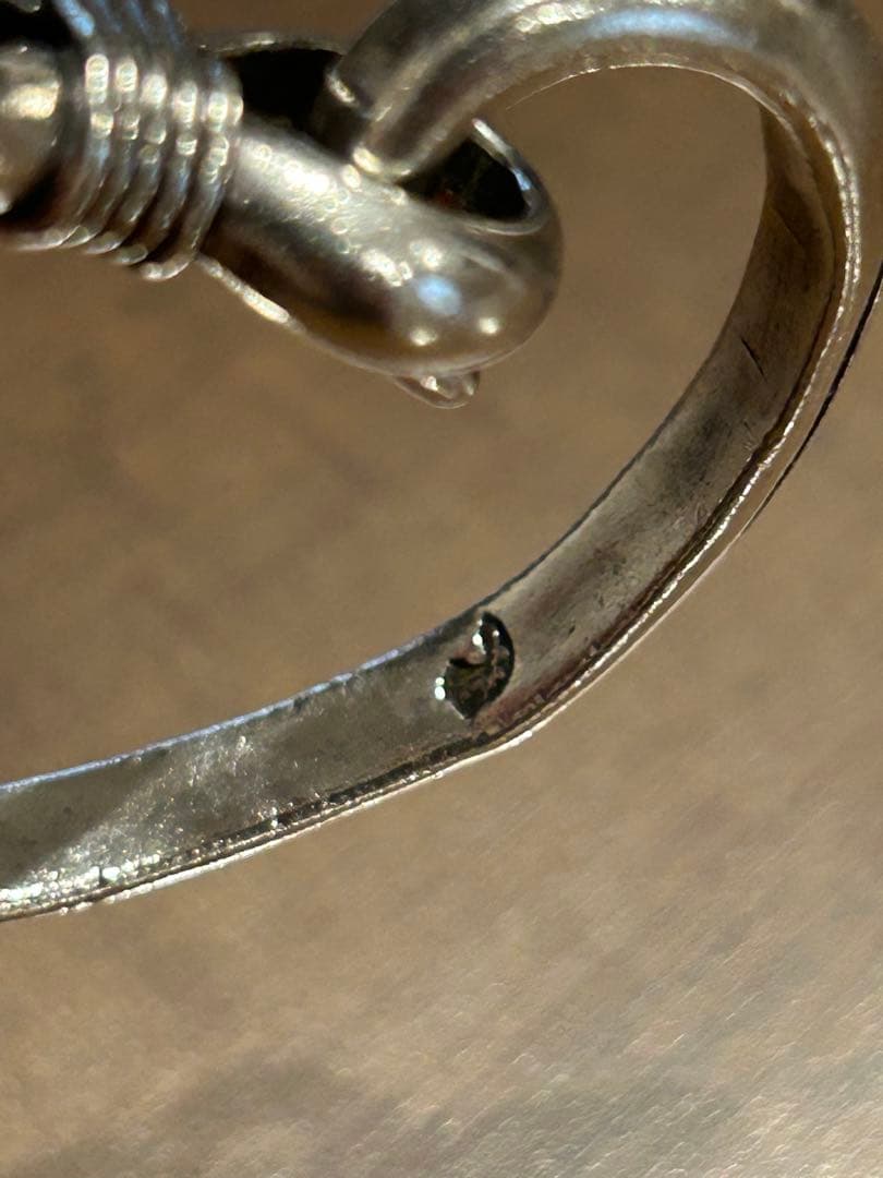 ラリースミス　キーリング