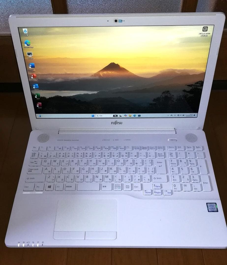 Windowsノート本体 Fujitsu LifeBook windows11 SSD256GB